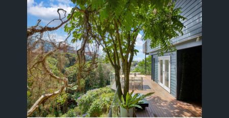 Waterfall House, A private retreat in an idealic beachside setting - Photo 2