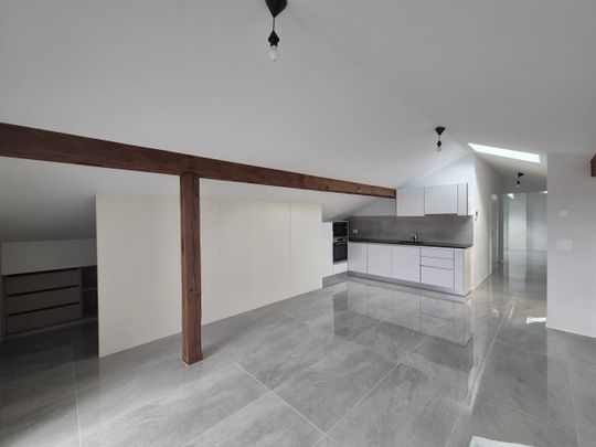 LOFT de 68 m2 + 40 m2 de rangement - Photo 1