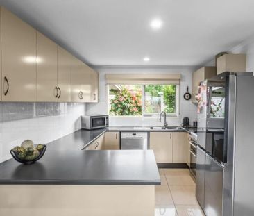 Comfort, Convenience, and Modern Efficiency in a Family-Friendly Se... - Photo 1