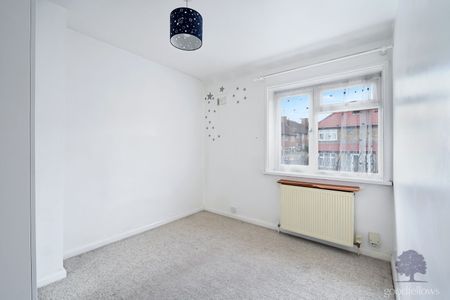 3 bedroom mid terraced house to rent, - Photo 3