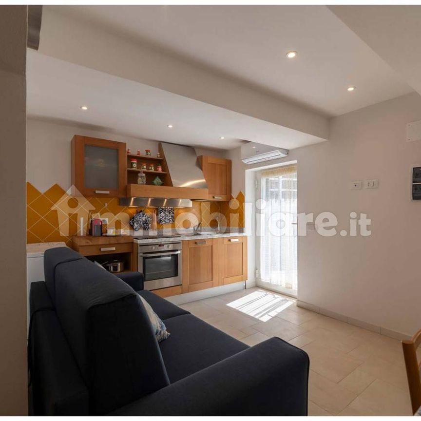 Bilocale via Quartini, Centro, Varazze - Foto 1