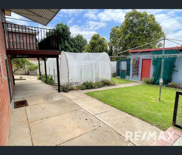 25 Warrawong Street, Kooringal, NSW 2650 - Photo 6