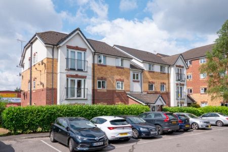 2 Bed Flat, Martingale Court, M8 - Photo 3