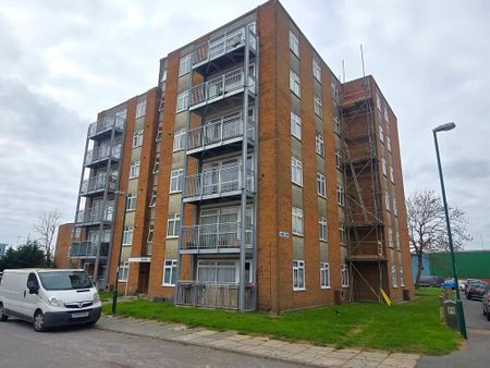 2 bedroom apartment to rent - Photo 5