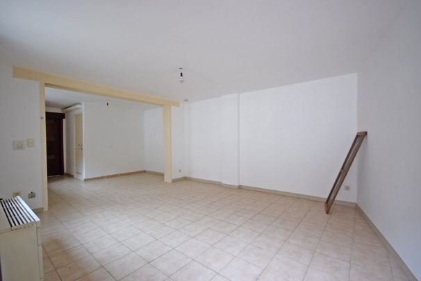 EENSLAAPKAMER APPARTEMENT NABIJ CENTRUM ROESELARE - Photo 1