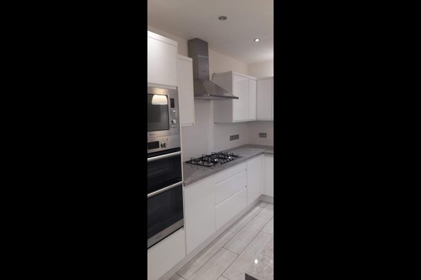 Room in a Shared House, Stepping Stones Road, CV5 - Photo 1