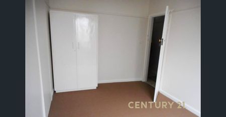 Comfortable Living in Central Dandenong - Photo 4