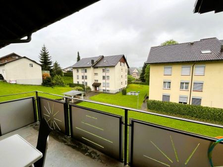 Gemütliche 3.5-Zimmer-Wohnung mit neuer Küche in idyllischer Lage an der Thur, ab 1. August 2025 - Photo 2