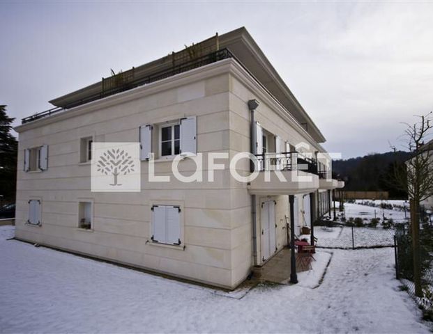 Apartment - Photo 1