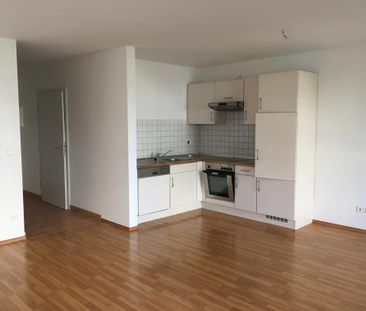 Schöne helle Wohnung mit 1-Zimmer und EBK in Braunschweig - Seniore... - Foto 1