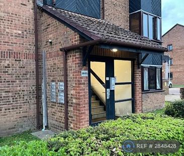 Studio to rent - Photo 6