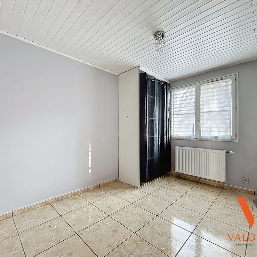 Location Appartement 4 pièces 60m² ST MARTIN D HERES 38400 - Photo 1