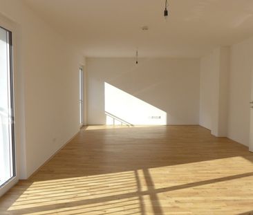 Sonnige und freundliche Neubauwohnung – 3 Zimmer mit Balkon und Gar... - Foto 3