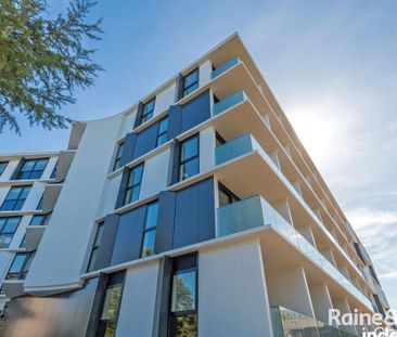 Stylish 2 Bedroom Apartment - Photo 1
