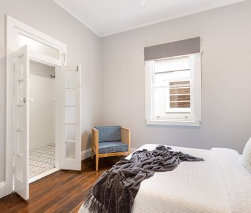 10 Roxburgh Street, Lorn NSW 2320 - House For Rent | Domain - Photo 1