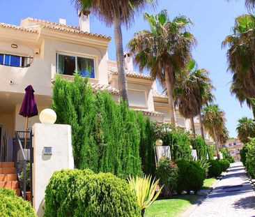 Townhouse in Las Chapas - Photo 1