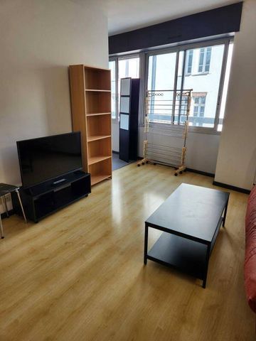 Location appartement t1 bis 2 pièces 35 m² à Rodez (12000) - Photo 2