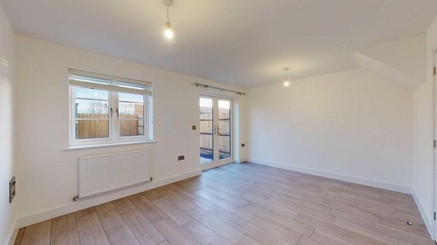 2 bedroom semi-detached house to rent - Photo 1