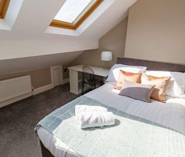 Romer Road, L6 - Photo 1