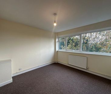 4 bedroom terraced house to rent - Photo 5