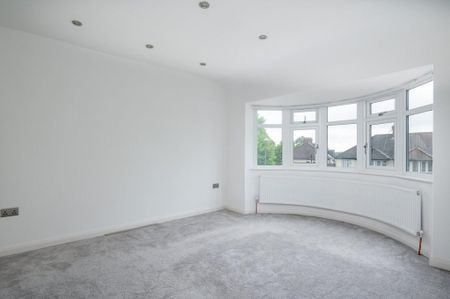 3 bedroom flat to rent - Photo 2