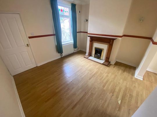 2 bedroom terraced house to rent - Photo 1