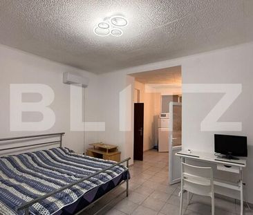 Garosniera spațioasă la casa, 50 mp, zona Traian - Photo 1