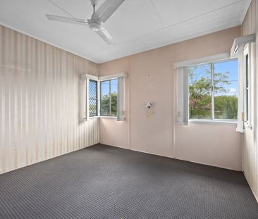 25 Walkers Ln, Booval QLD 4304 - House For Rent | Domain - Photo 5