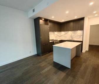 Kelowna Brand-new 2br 1bath Near Lake PERFECT LOCATION - Photo 2