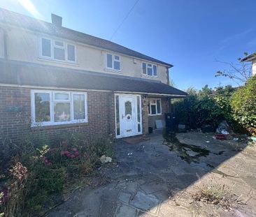 1 bedroom in a house share to rent - Photo 3