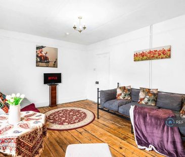 Studio to rent - Photo 6