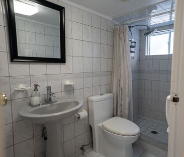 For Lease - 35 Florence Crescent Unit# Lower, Toronto, Ontario - Photo 2