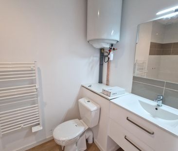 Location Appartement 1 pièce 22m² LA ROCHE SUR YON 85000 - Photo 5