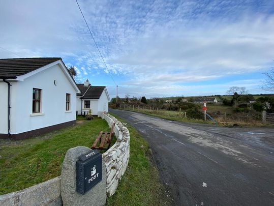 38 Magheralone Road, Ballynahinch, BT24 8ND - Photo 1