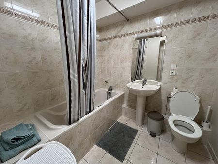 Location Appartement 1 pièce Meublé 28m² NANTES 44000 - Photo 3