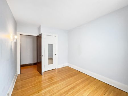 For Lease - 12 Kendal Avenue Unit# 3, Toronto, Ontario - Photo 2