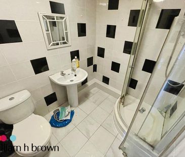 2 bedroom maisonette to rent - Photo 3