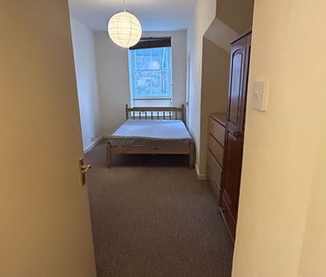 3 Bed Flat, Hotwell Road, BS8 - Photo 2