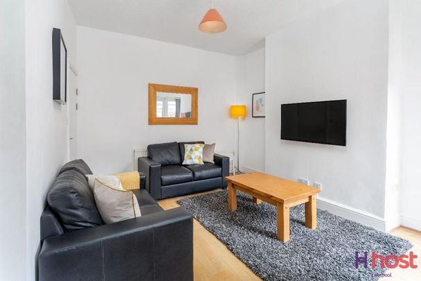 4 bedroom terraced house to rent - Photo 1