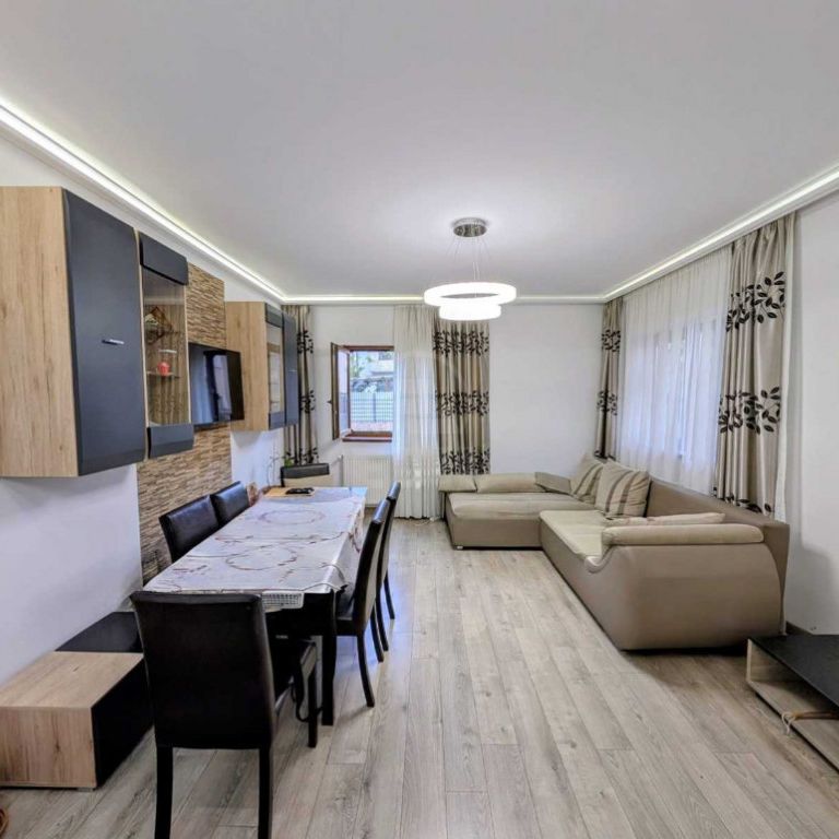 Casă duplex modernă cu 4 camere de închiriat în Florești, zona Cetății - Fotografie 1