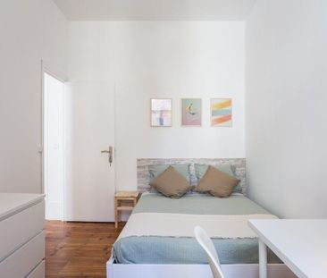 Calçada do Marquês de Abrantes, Lisbon, Lisbon 1200-163 - Photo 2