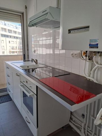 BEAU 2 PIECES COEUR DE VILLE - Photo 3