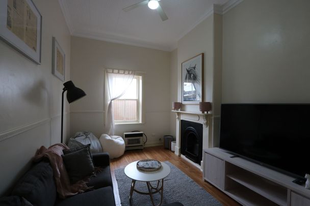 211 Rowe Street - Photo 1