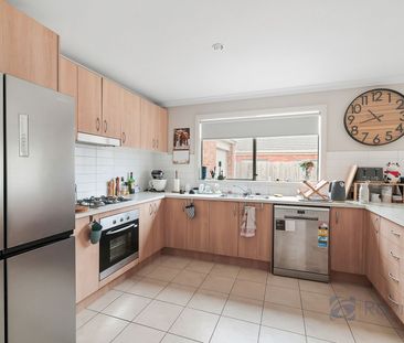 4 Bedroom Family Home in popular Maddingley - Photo 1