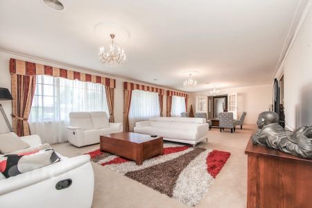 SHARE HOUSE - Perfect Student or FIFO Accommodation - Photo 3