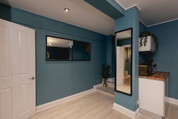 Oriental Place - Photo 1