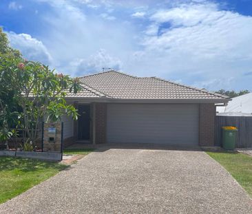 52 Ravensbourne Circuit, Waterford, QLD 4133 - Photo 6