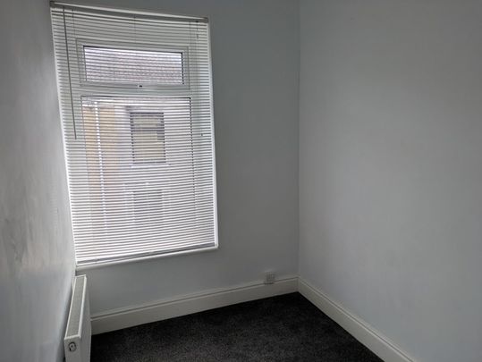 Gilbert Crescent, Llanelli, Carmarthenshire, SA15 3PY - Photo 1