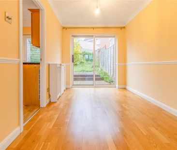 3 bedroom semi-detached house to rent - Photo 3