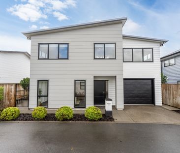 10 Okoutu Lane, Moera - Photo 3